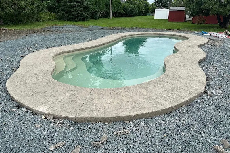 Imagine Fantasy pool installation